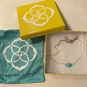 Kendra Scott necklace